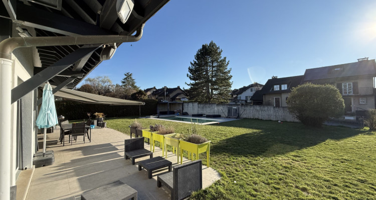 Magnifique villa familiale rénovée avec piscine  image 19