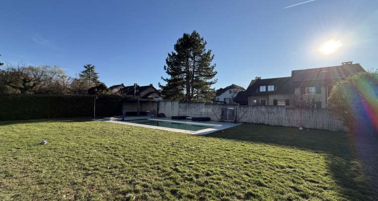 Magnifique villa familiale rénovée avec piscine  image 21
