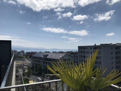 Appartement 2,5p meublé avec grande terrasse et vue lac – Lausanne image 1