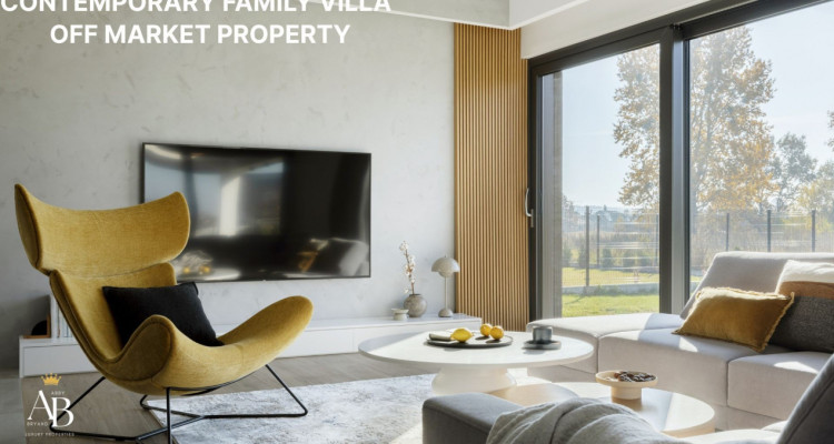 Bientôt sur le marché : Villa contemporaine Terre-Sainte Abby Bryand Immobilier image 1