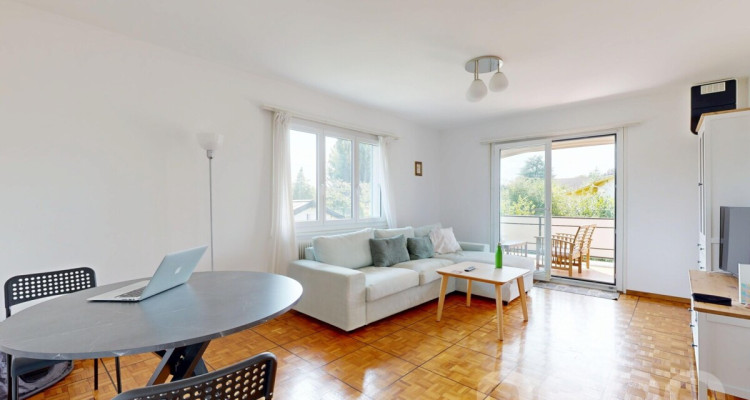 Maison villageoise de 2 appartements avec potentiel de transformation image 4