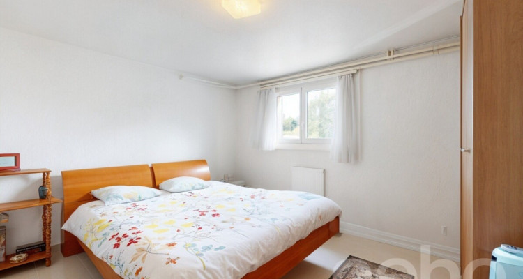 Maison villageoise de 2 appartements avec potentiel de transformation image 11