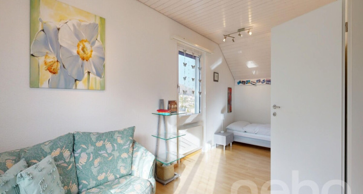 Freistehendes Einfamilienhaus in Hanglage in Rudolfstetten image 10