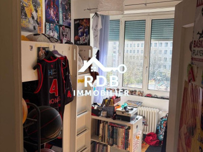 Appartement de 5 pièces au 2ème étage situé à Genève 1203 image 6