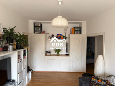 Appartement de 5 pièces au 2ème étage situé à Genève 1203 image 2