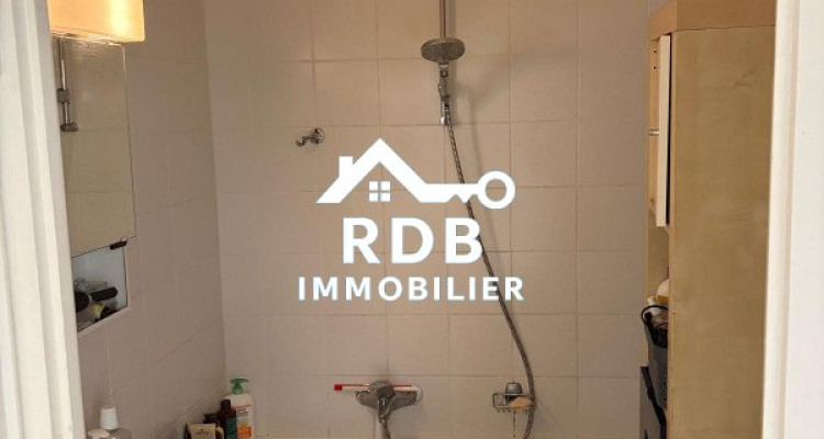 Appartement de 5 pièces au 2ème étage situé à Genève 1203 image 9