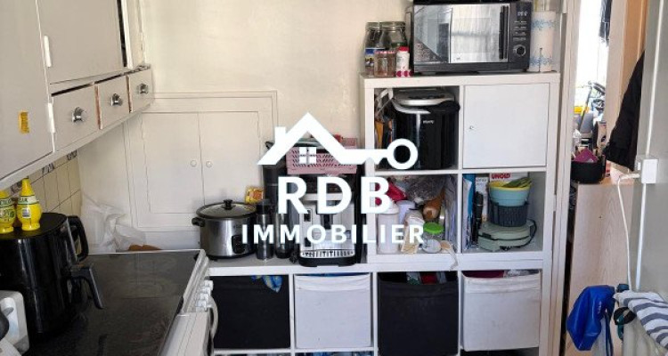 Appartement de 5 pièces au 2ème étage situé à Genève 1203 image 3