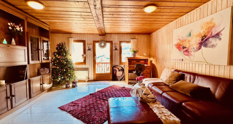 Votre petit nid damour meublé avec vue panoramique sur les Alpes image 2