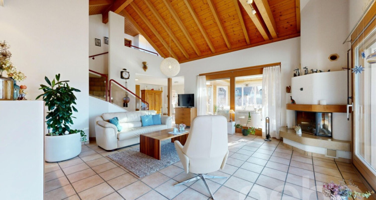 Freistehendes Haus mit grossem Garten und unverbaubarer Sicht image 5