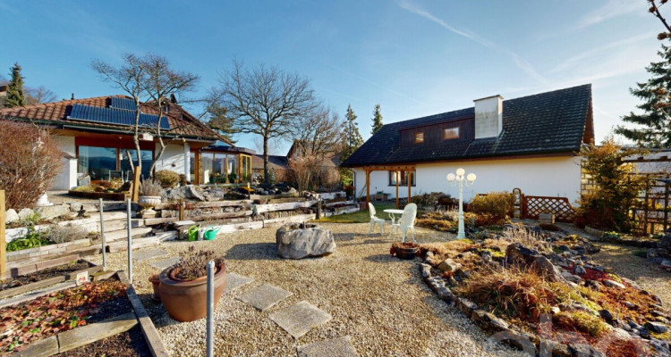 Freistehendes Haus mit grossem Garten und unverbaubarer Sicht image 12