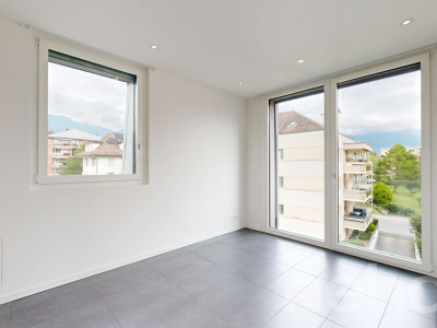 Appartement 2,5 pièces - Dernier étage - Quartier calme/Centre ville image 8