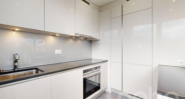 Appartement 2,5 pièces - Dernier étage - Quartier calme/Centre ville image 4