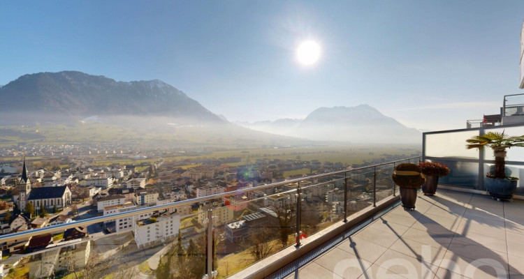 Wohntraum mit Panorama, Wintergarten und Terrasse image 2