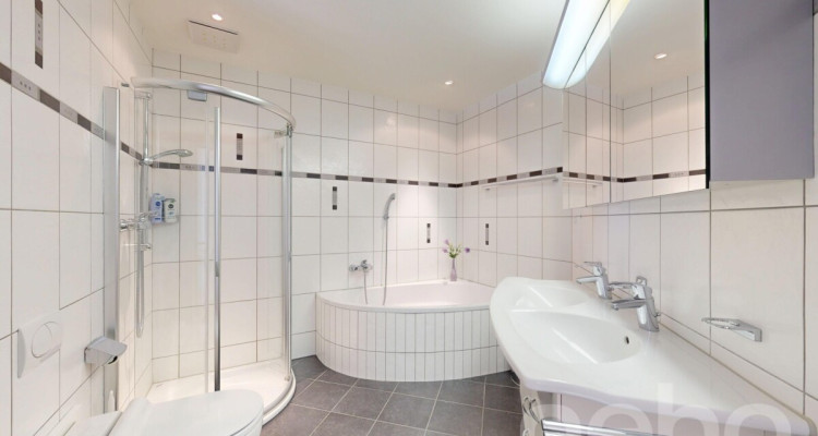 Wohntraum mit Panorama, Wintergarten und Terrasse image 10