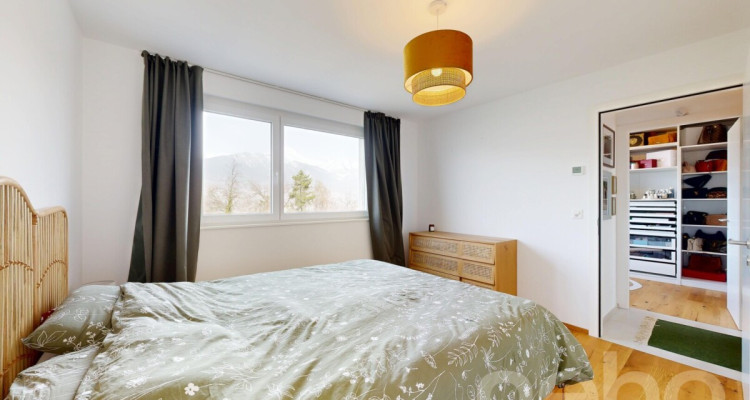 Magnifique maison mitoyenne avec vue imprenable à Salin image 12