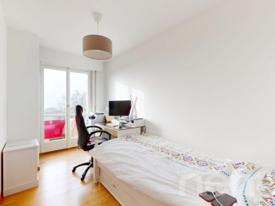 Appartement avec jardin privatif et piscine en copropriété image 10