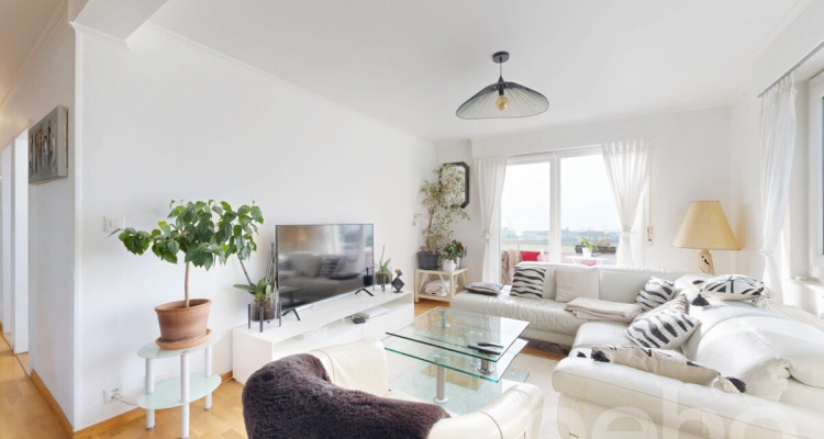 Appartement avec jardin privatif et piscine en copropriété image 4