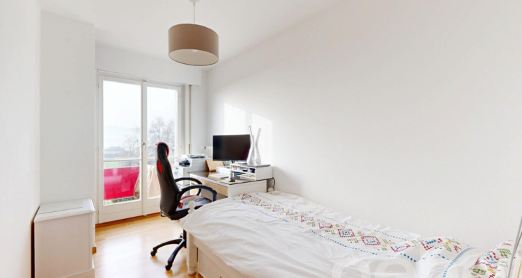 Appartement avec jardin privatif et piscine en copropriété image 10