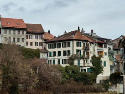 Appartement duplex 6p dans une jolie maison, 2200fr à Moudon image 1