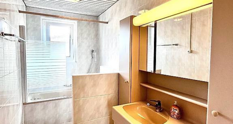 Appartement 75m2, à Prilly 2300fr 3,5p image 3