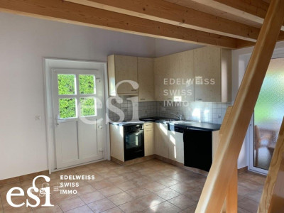 A louer, joli 2.5 pces avec mezzanine dans villa à Muraz image 5