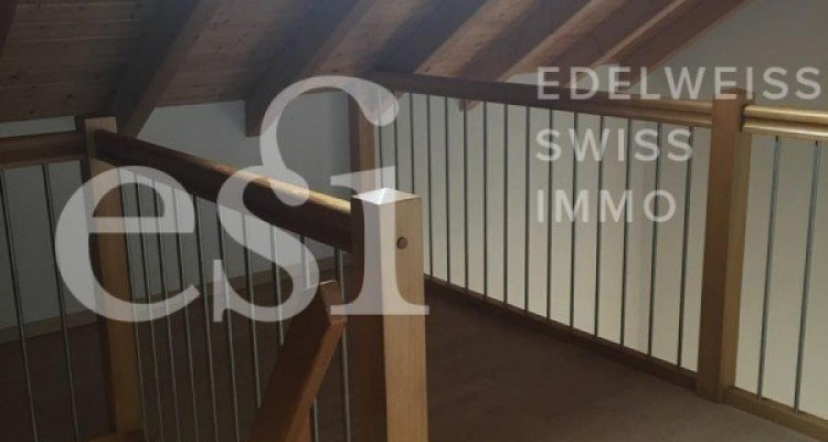 A louer, joli 2.5 pces avec mezzanine dans villa à Muraz image 7