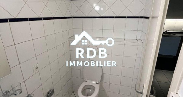 Appartement de 2,5 pièces au 4ème étage sans ascenseur à Genève 1205 image 9