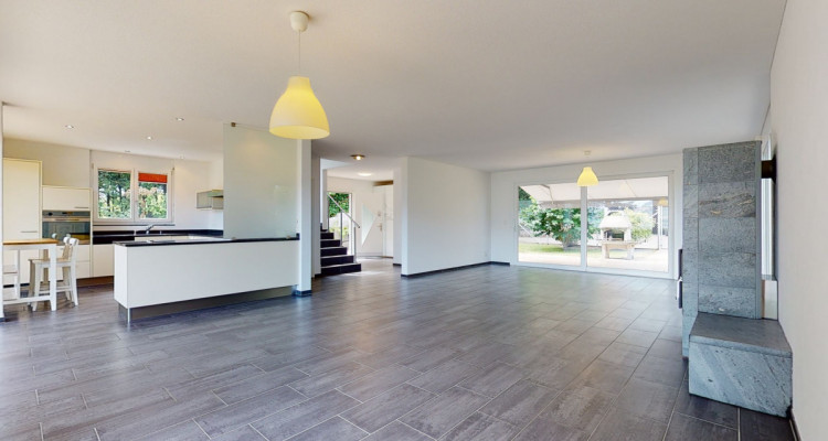 Charmantes Haus in Reinach mit weitläufigem Grundstück image 10