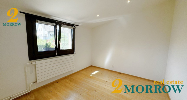 Belle villa individuelle entièrement rénovée avec piscine et jardin  image 11