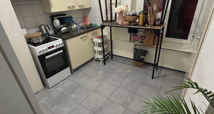 Appartement 2 pièces situé aux Eaux-Vives image 1