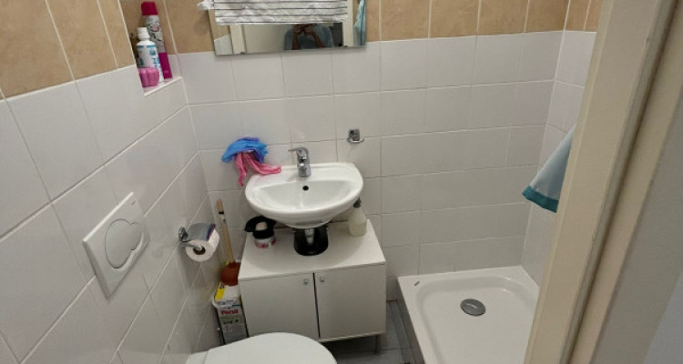 Appartement 2 pièces situé aux Eaux-Vives image 3