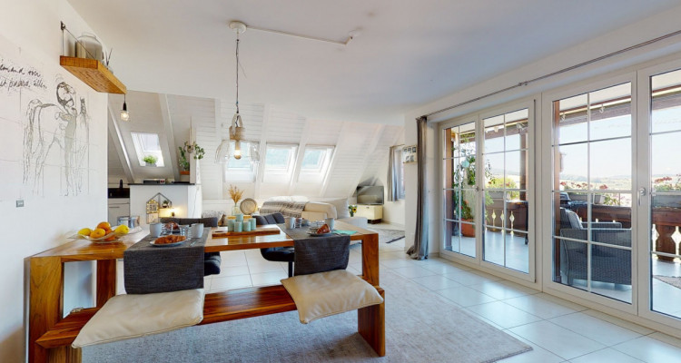 Moderne Maisonette in Zürcher Riegelhaus image 1