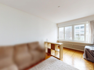 Maisonette-Dachwohnung mit drei Balkonen und eigenem Gartenanteil image 5