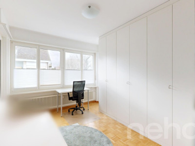 Maisonette-Dachwohnung mit drei Balkonen und eigenem Gartenanteil image 9