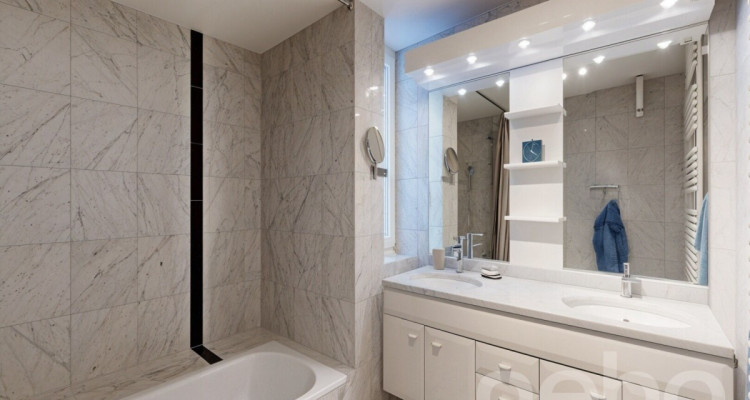 Rare sur le marché: maison individuelle avec vue lac panoramique image 9