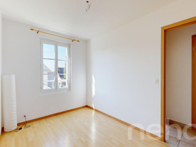 Maison familiale soignée dans un quartier calme à Echallens image 12