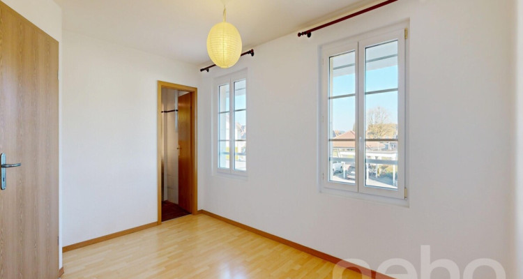 Maison familiale soignée dans un quartier calme à Echallens image 11