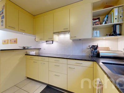 Attraktives Familienhaus mit Garten und direktem TG-Zugang image 5