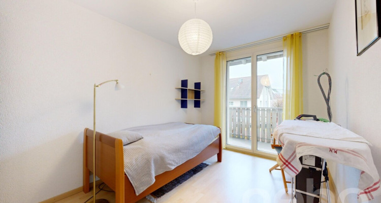 Attraktives Familienhaus mit Garten und direktem TG-Zugang image 7