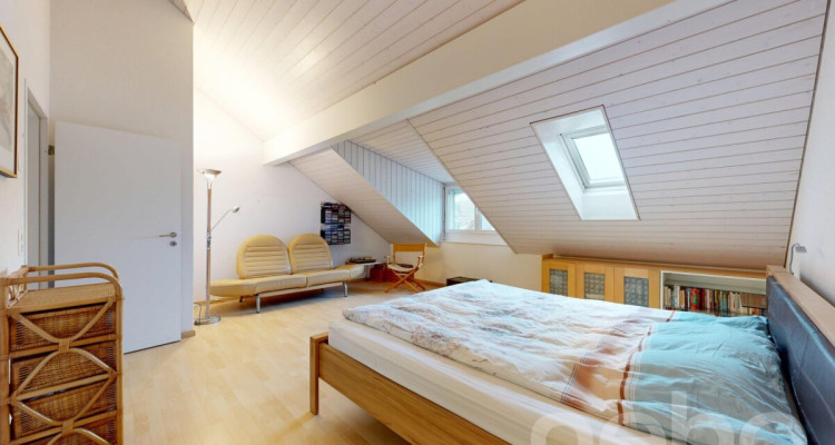 Attraktives Familienhaus mit Garten und direktem TG-Zugang image 10