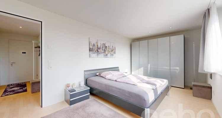 Lichtdurchflutete 3.5-Zimmer-Wohnung mit grossem Balkon in Frauenfeld image 7