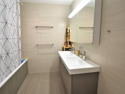 Superbe appartement contemporain avec vue imprenable sur les Alpes et le lac image 6