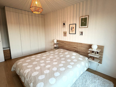 Appartement récent de 2.5 pièces avec balcon et parking intérieur – Cossonay image 5