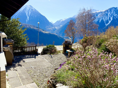 Charmant chalet mitoyen avec vue exceptionnelle à Ravoire, 5 minutes de Martigny image 2