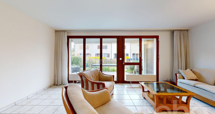 Grosszügiges Reiheneckhaus mit Garten und ausgebautem Dachstock image 12