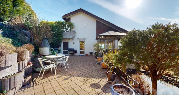 Wohntraum mit Weitblick und vielseitigen Nutzungsmöglichkeiten image 1