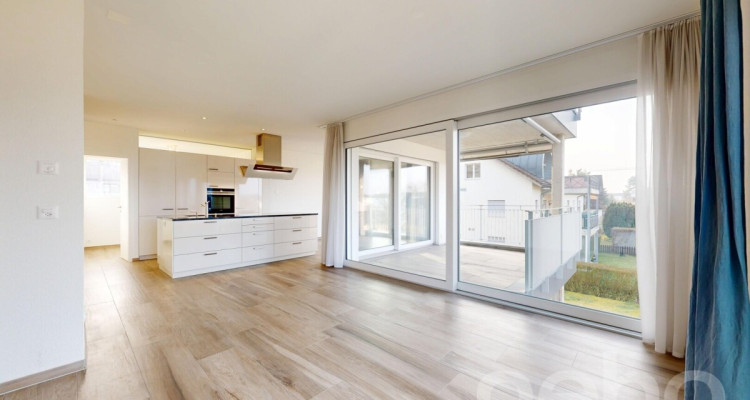 Moderne 3.5-Zimmer-Wohnung mit Balkon und flexiblem Zusatzraum image 2