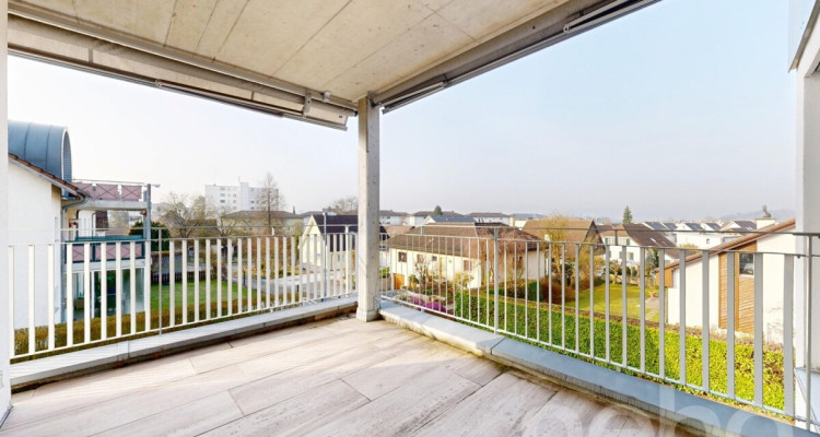 Moderne 3.5-Zimmer-Wohnung mit Balkon und flexiblem Zusatzraum image 10