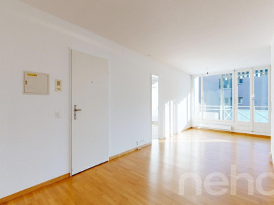 Frisch renovierte Wohnung image 5