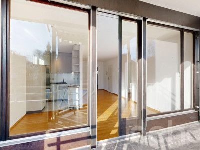 Frisch renovierte Wohnung image 12